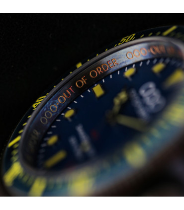 Reloj Out Of Order. Auto 2.0 azul